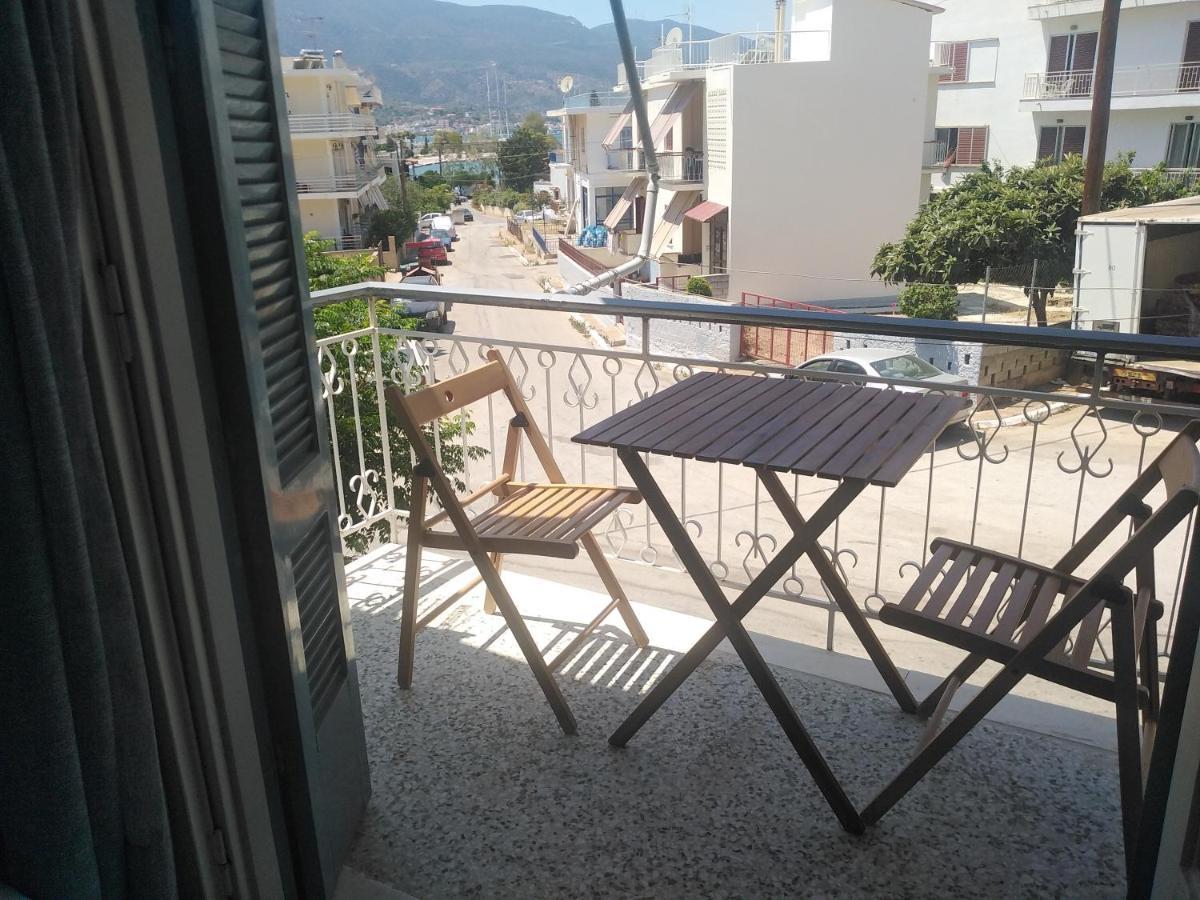 Elina'S Room Poros Town Exterior photo