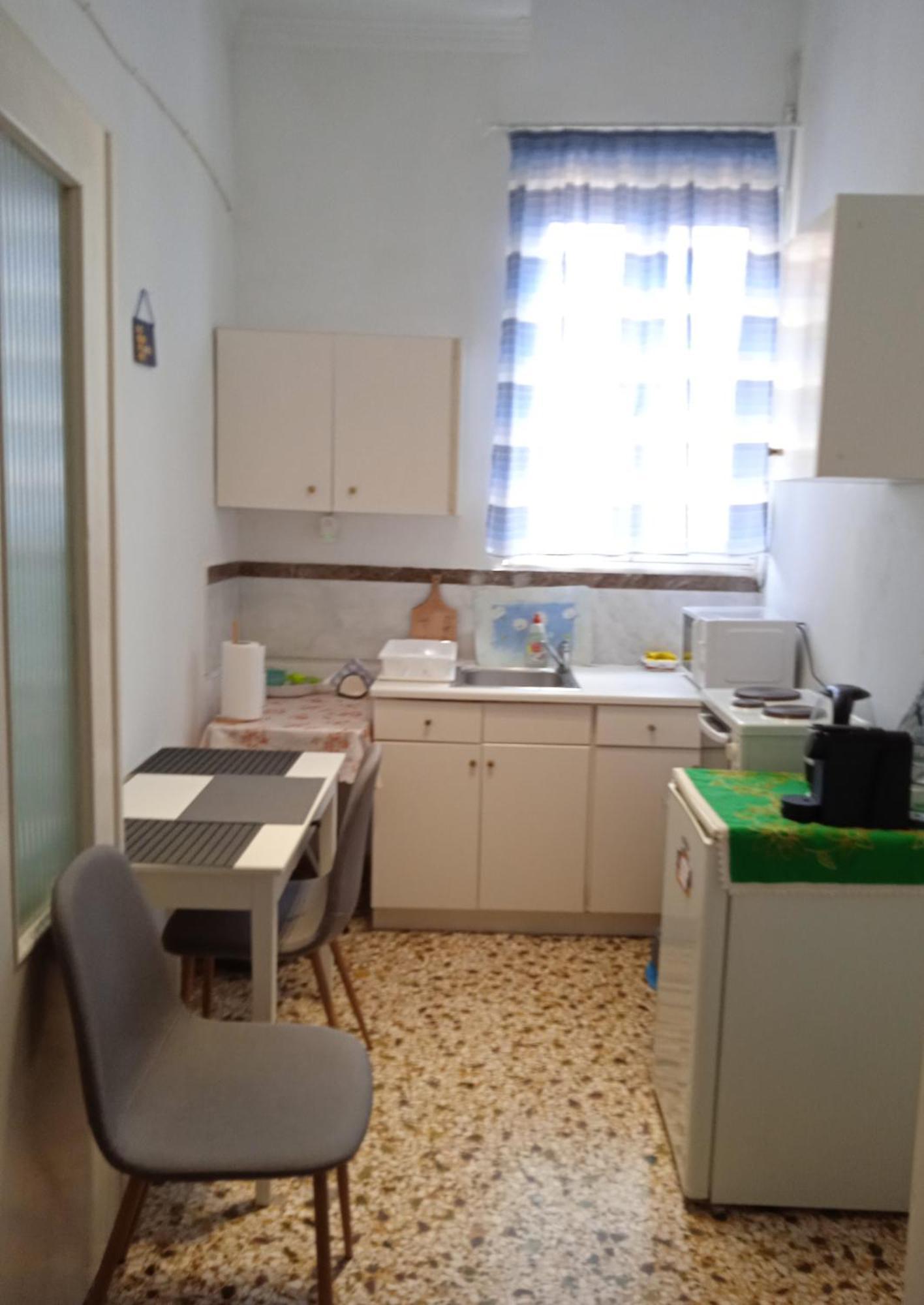Elina'S Room Poros Town Exterior photo